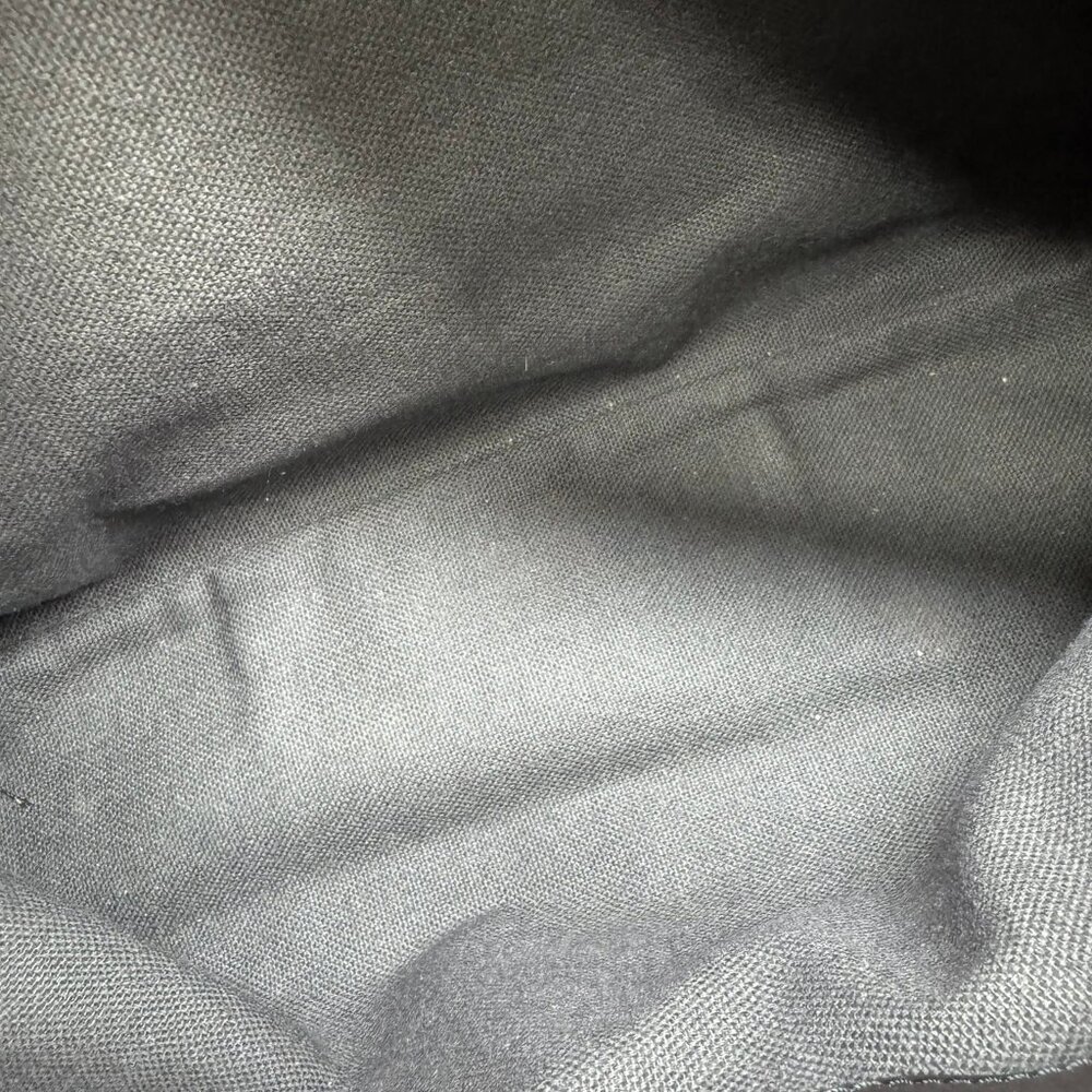 Burberry Leather Hand Bag 475-073125 - Picture 10 of 14